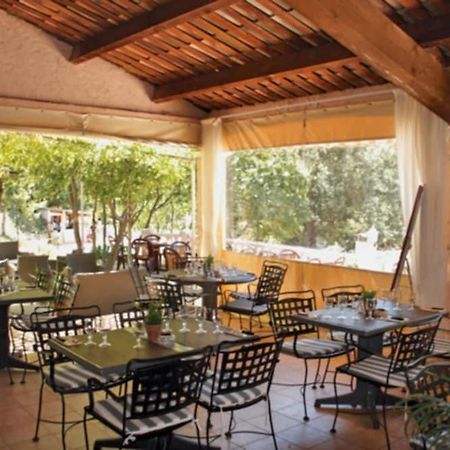 Camping Domaine De Chanteraine Les Salles-sur-Verdon Exterior foto